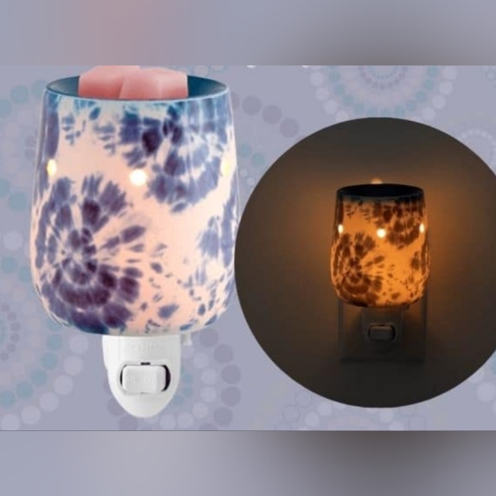 Tie dye Scensty wall warmer